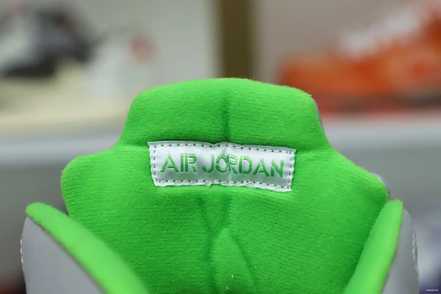 Kimikick 2022 BEAN' 5 RETRO JORDAN 'GREEN AIR 0430